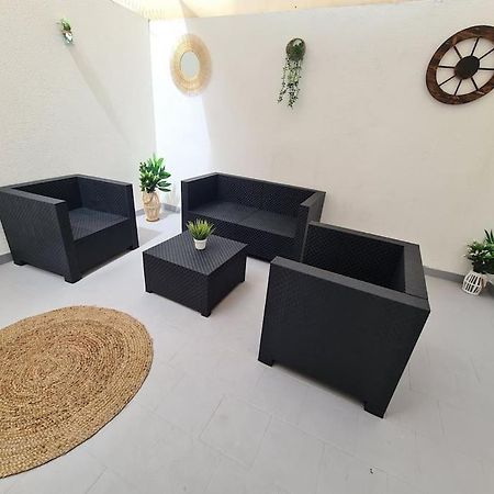 Beautiful Apartment With Patio 托雷维耶哈 外观 照片
