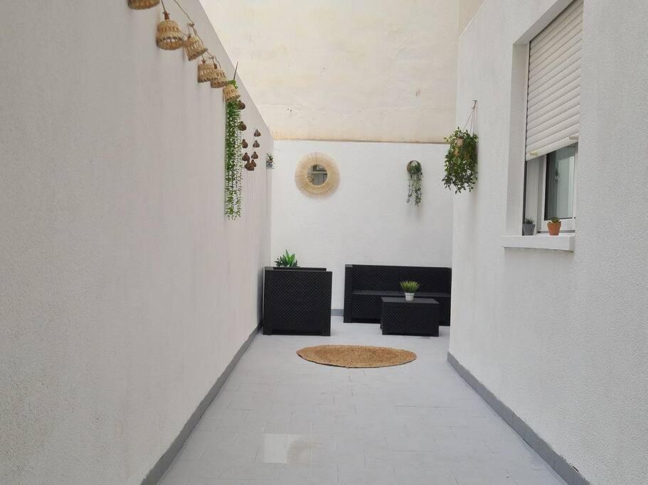 Beautiful Apartment With Patio 托雷维耶哈 外观 照片